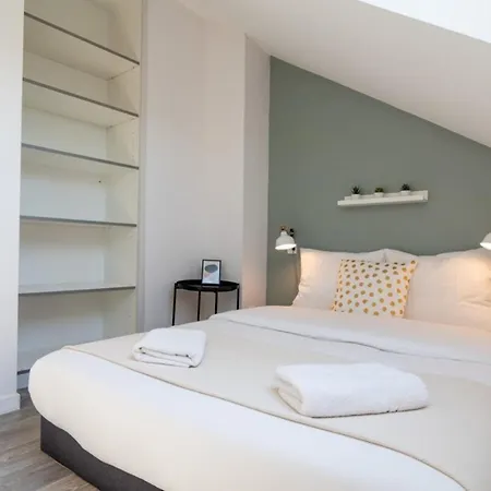 Apartment Hypercentre / Gares - Beautiful Duplex! *