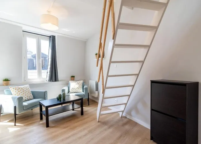 Hypercentre / Gares - Beautiful Duplex! Apartment